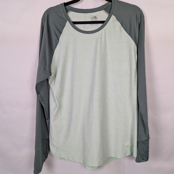 The North Face Long Sleeve Performance Shirt - Picture 1 of 4